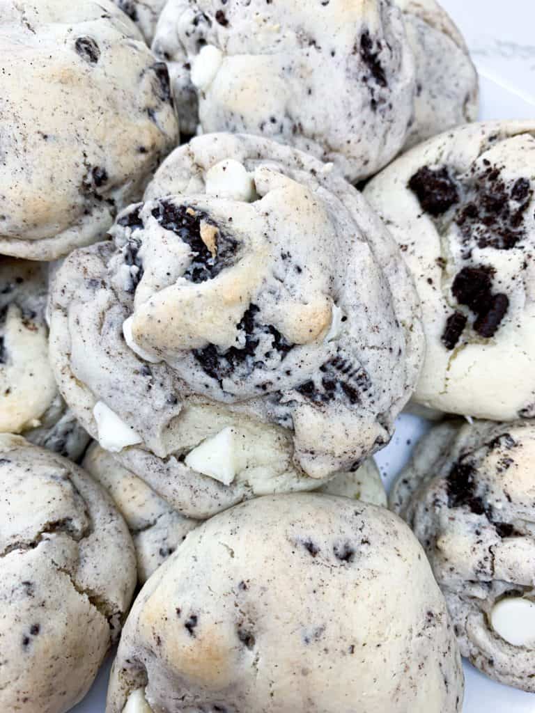 Cookies and Cream Cake Cookies